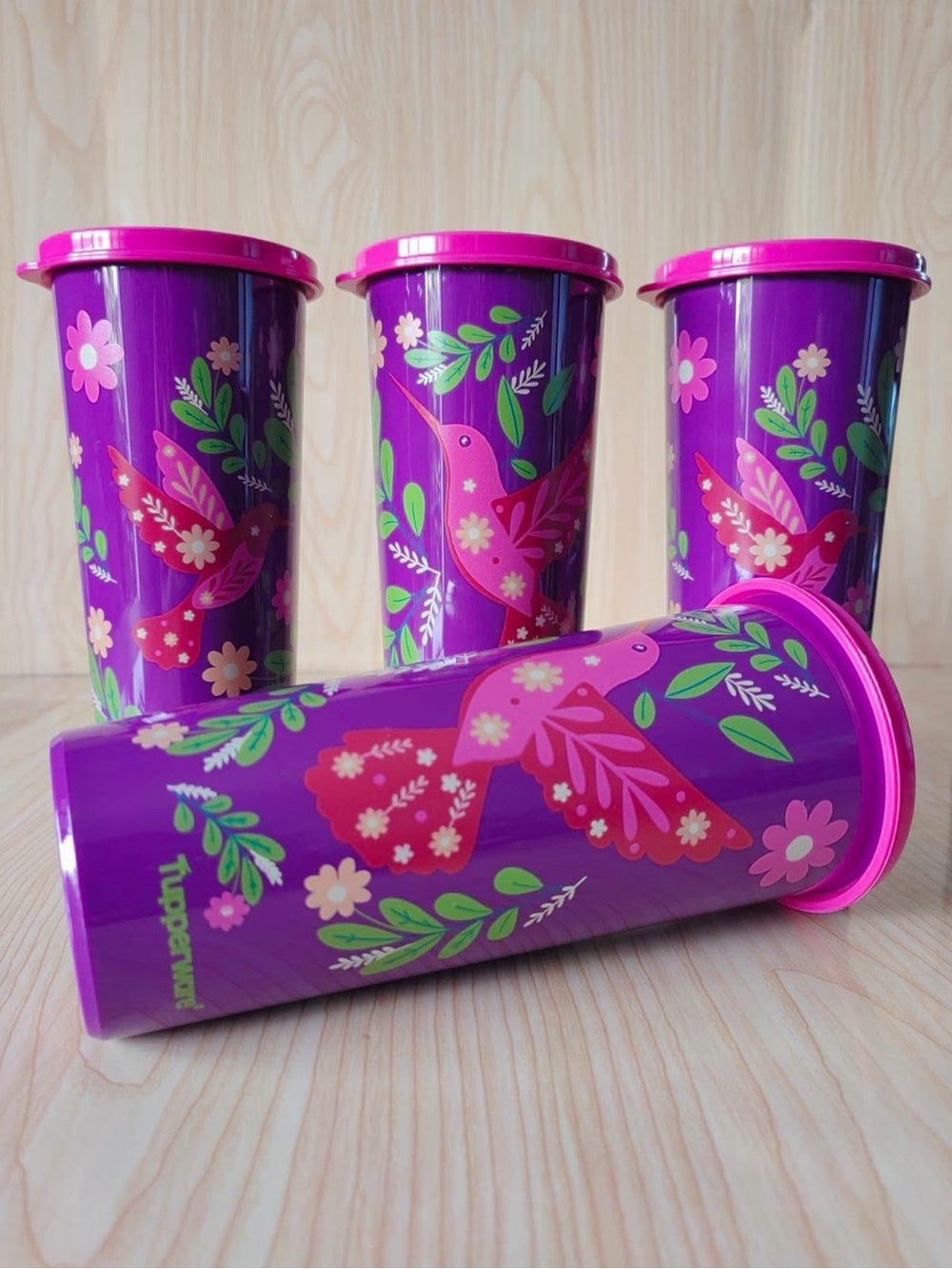 Tupperware Purple Floral Hummingbird Party Cups with Pink Lids - Set of 4